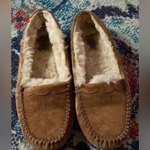 Ugg Slippers Size 8